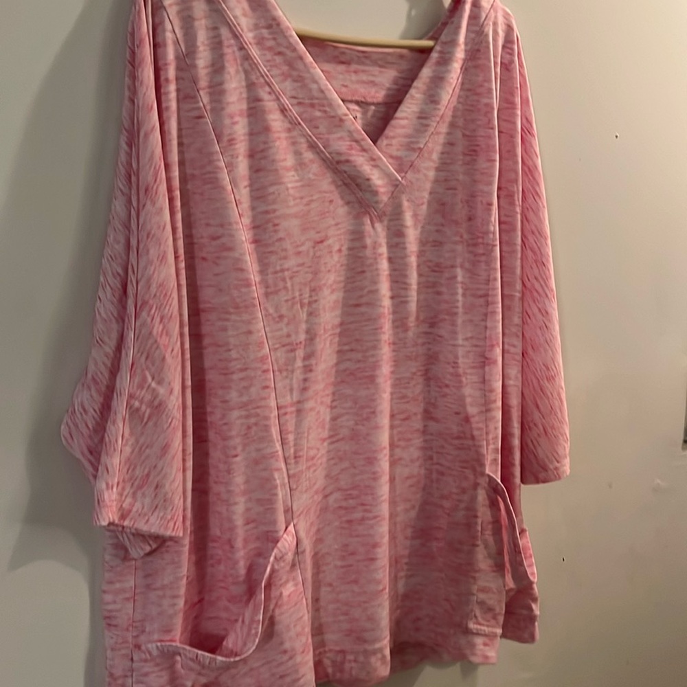 Women's Pink V-Neck Top